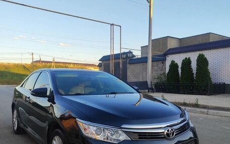 Toyota Camry, 2015 год, 2 100 000 рублей, 3 фотография