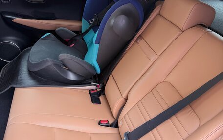 Lexus NX I, 2016 год, 3 000 000 рублей, 4 фотография