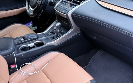 Lexus NX I, 2016 год, 3 000 000 рублей, 10 фотография