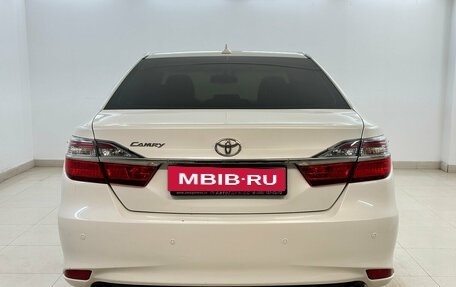 Toyota Camry, 2017 год, 2 170 000 рублей, 3 фотография