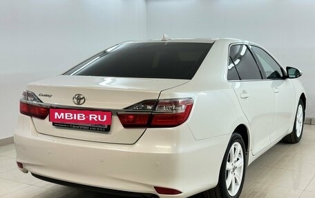 Toyota Camry, 2017 год, 2 170 000 рублей, 4 фотография