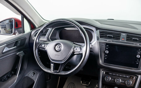 Volkswagen Tiguan II, 2018 год, 2 299 000 рублей, 12 фотография