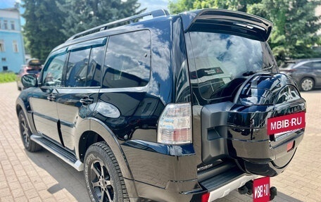 Mitsubishi Pajero IV, 2013 год, 2 199 000 рублей, 5 фотография