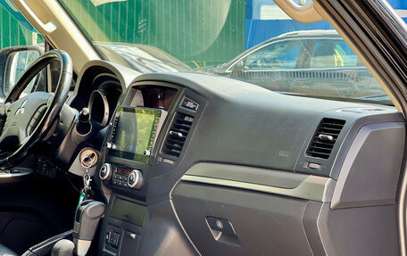 Mitsubishi Pajero IV, 2013 год, 2 199 000 рублей, 15 фотография