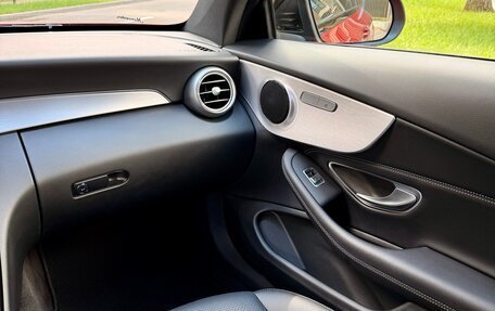Mercedes-Benz C-Класс, 2018 год, 3 400 000 рублей, 32 фотография