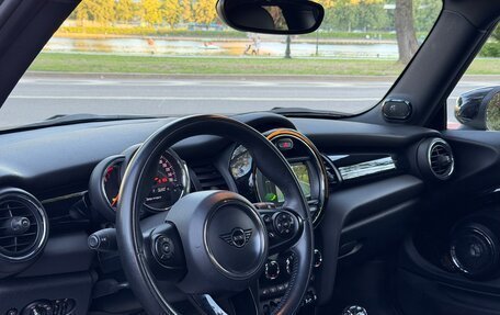 MINI Hatch, 2020 год, 1 990 000 рублей, 9 фотография