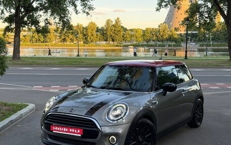 MINI Hatch, 2020 год, 1 990 000 рублей, 2 фотография