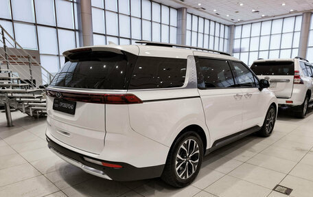KIA Carnival, 2021 год, 3 650 000 рублей, 6 фотография