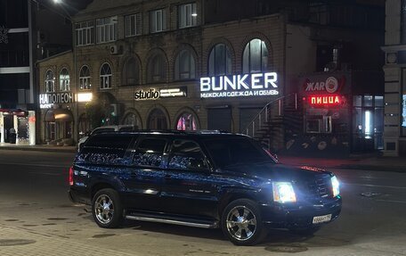 Cadillac Escalade II, 2003 год, 1 870 000 рублей, 8 фотография