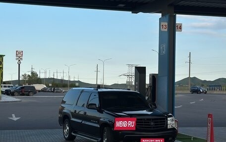 Cadillac Escalade II, 2003 год, 1 870 000 рублей, 6 фотография