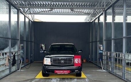 Cadillac Escalade II, 2003 год, 1 870 000 рублей, 11 фотография