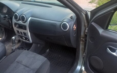Renault Logan I, 2012 год, 410 000 рублей, 10 фотография
