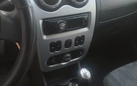 Renault Logan I, 2012 год, 410 000 рублей, 11 фотография