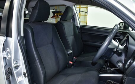 Toyota Corolla, 2015 год, 1 339 000 рублей, 10 фотография