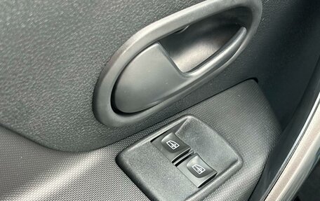 Renault Sandero II рестайлинг, 2015 год, 985 000 рублей, 13 фотография