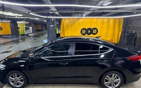 Hyundai Elantra VI рестайлинг, 2017 год, 900 000 рублей, 5 фотография