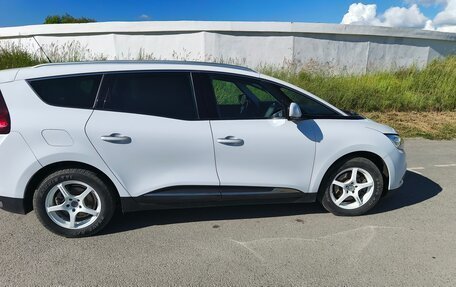 Renault Scenic IV, 2017 год, 1 299 000 рублей, 10 фотография