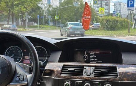 BMW 5 серия, 2004 год, 810 000 рублей, 7 фотография