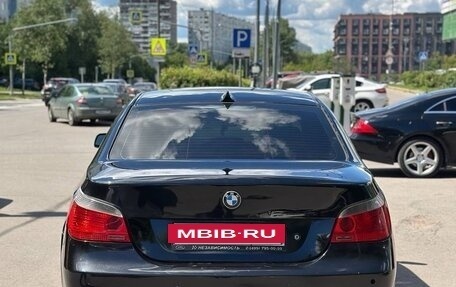 BMW 5 серия, 2004 год, 810 000 рублей, 3 фотография