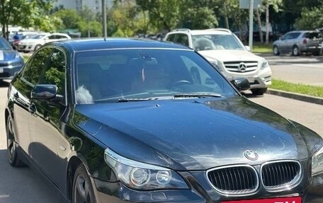 BMW 5 серия, 2004 год, 810 000 рублей, 12 фотография