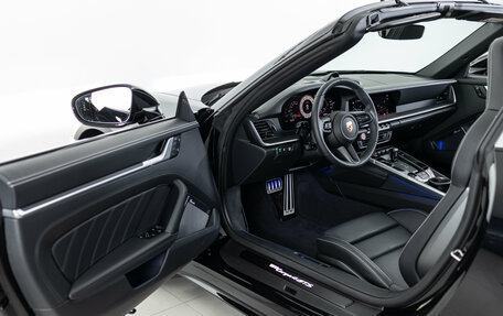 Porsche 911, 2025 год, 28 990 000 рублей, 13 фотография
