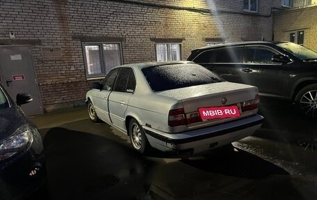 BMW 5 серия, 1988 год, 135 000 рублей, 2 фотография