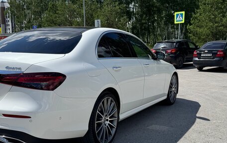 Mercedes-Benz E-Класс, 2022 год, 6 150 000 рублей, 4 фотография