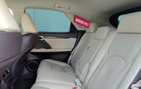 Lexus RX IV рестайлинг, 2017 год, 3 100 000 рублей, 12 фотография