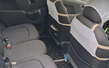 Toyota FunCargo, 2005 год, 700 000 рублей, 13 фотография