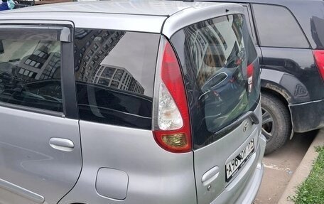 Toyota FunCargo, 2005 год, 700 000 рублей, 8 фотография