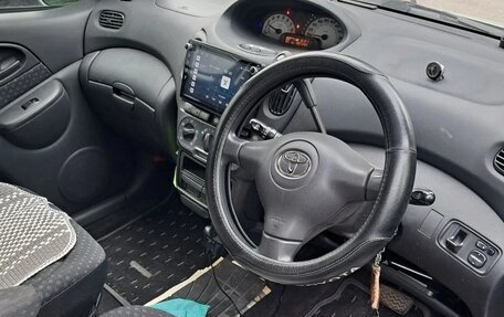 Toyota FunCargo, 2005 год, 700 000 рублей, 12 фотография