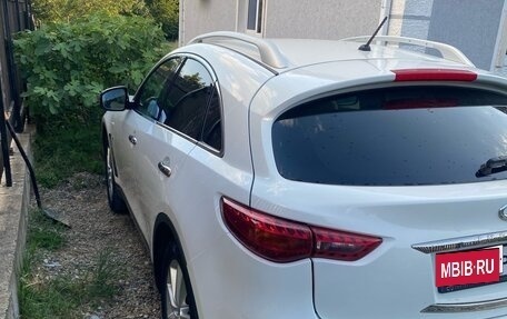 Infiniti QX70, 2017 год, 2 500 000 рублей, 3 фотография