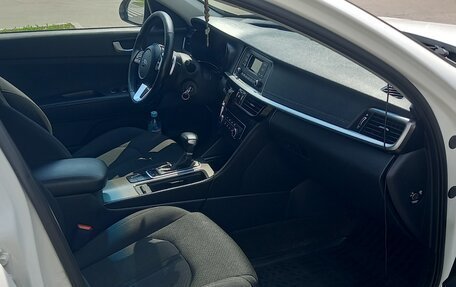 KIA Optima IV, 2018 год, 1 470 000 рублей, 8 фотография