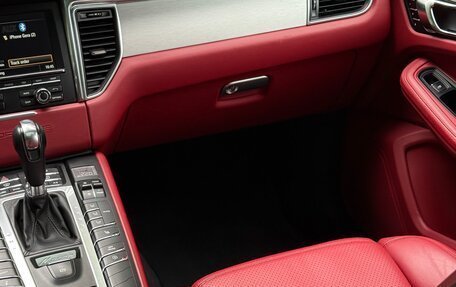 Porsche Macan I рестайлинг, 2015 год, 2 350 000 рублей, 18 фотография