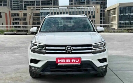 Volkswagen Tharu, 2022 год, 2 000 000 рублей, 2 фотография