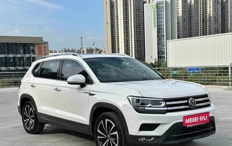 Volkswagen Tharu, 2022 год, 2 000 000 рублей, 3 фотография