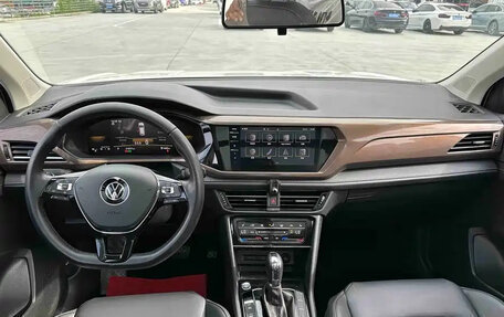 Volkswagen Tharu, 2022 год, 2 000 000 рублей, 11 фотография