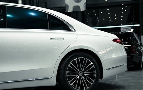 Mercedes-Benz S-Класс, 2024 год, 13 690 000 рублей, 10 фотография
