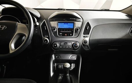 Hyundai ix35 I рестайлинг, 2013 год, 1 099 000 рублей, 14 фотография