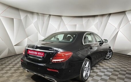 Mercedes-Benz E-Класс, 2019 год, 3 331 000 рублей, 2 фотография