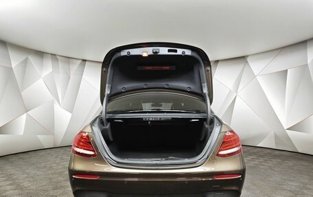 Mercedes-Benz E-Класс, 2017 год, 2 899 000 рублей, 11 фотография
