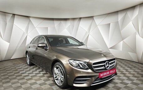 Mercedes-Benz E-Класс, 2017 год, 2 899 000 рублей, 3 фотография