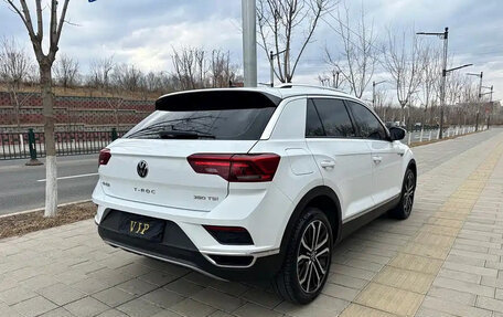 Volkswagen T-Roc I, 2022 год, 1 679 000 рублей, 6 фотография