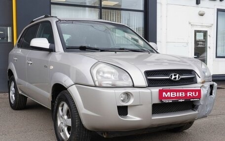 Hyundai Tucson III, 2006 год, 700 000 рублей, 3 фотография