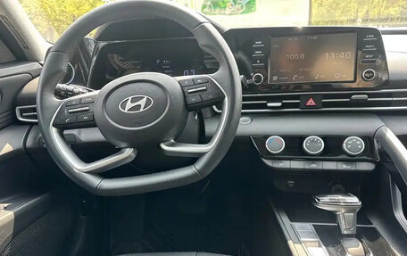 Hyundai Elantra, 2023 год, 1 222 000 рублей, 13 фотография