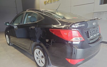 Hyundai Solaris II рестайлинг, 2015 год, 1 050 000 рублей, 7 фотография