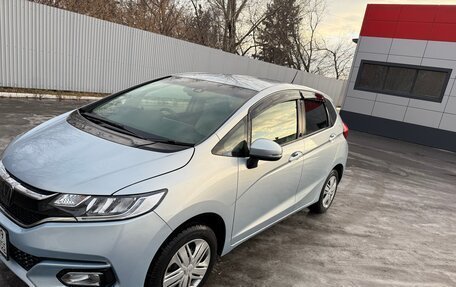 Honda Fit III, 2019 год, 1 200 000 рублей, 2 фотография