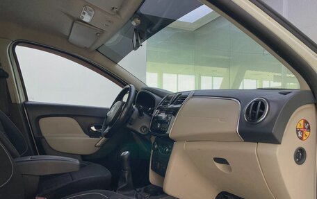 Renault Logan II, 2014 год, 720 000 рублей, 13 фотография