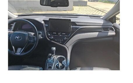 Toyota Camry, 2023 год, 3 350 000 рублей, 9 фотография
