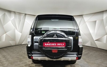 Mitsubishi Pajero IV, 2013 год, 2 235 000 рублей, 8 фотография
